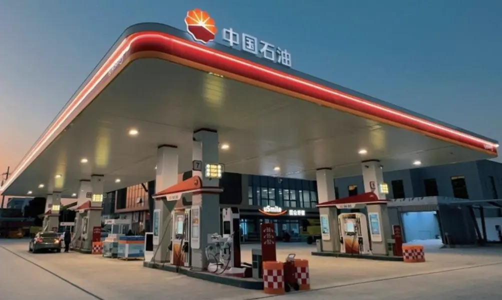 Дали е доволна надградбата на паметната опрема за бензинските пумпи да се натпреваруваат на новото интегрирано енергетско бојно поле?